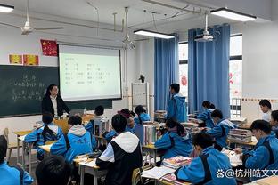 阿尔特塔：赖斯拿球非常冷静，他是紧急情况出任中卫的不错选择